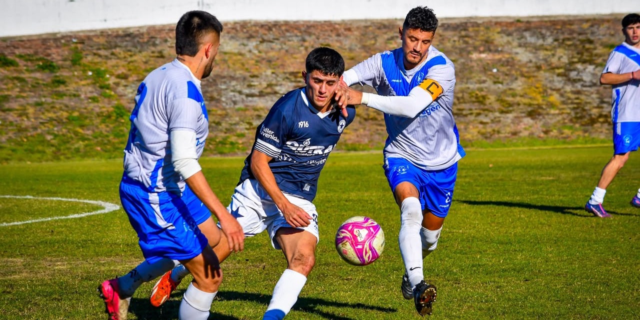Racing logr� el tercer boleto para el Torneo Federal